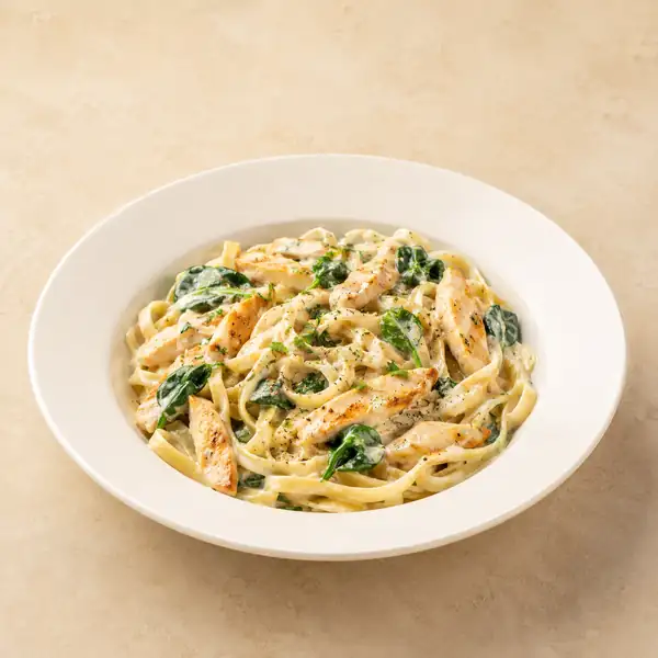 Pasta me pul dhe Spinaq